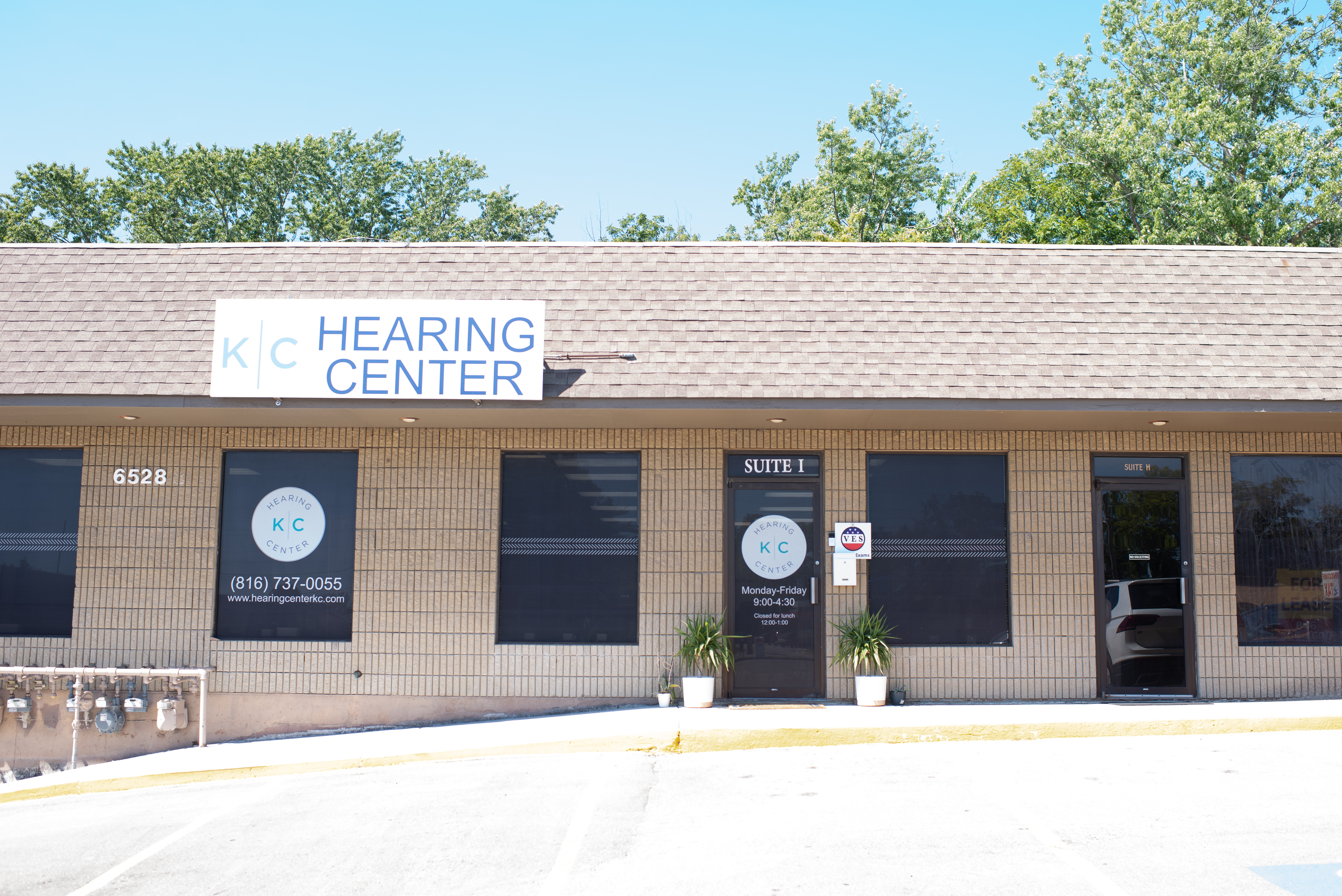 Raytown waiting room at KC Hearing Center